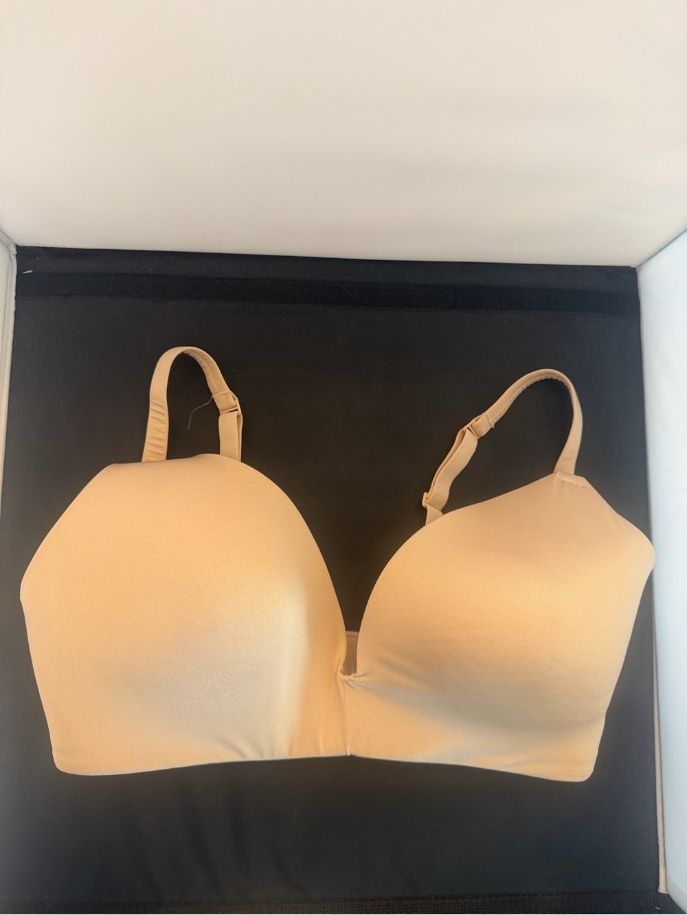 SKIMS Nude T-Shirt Bra